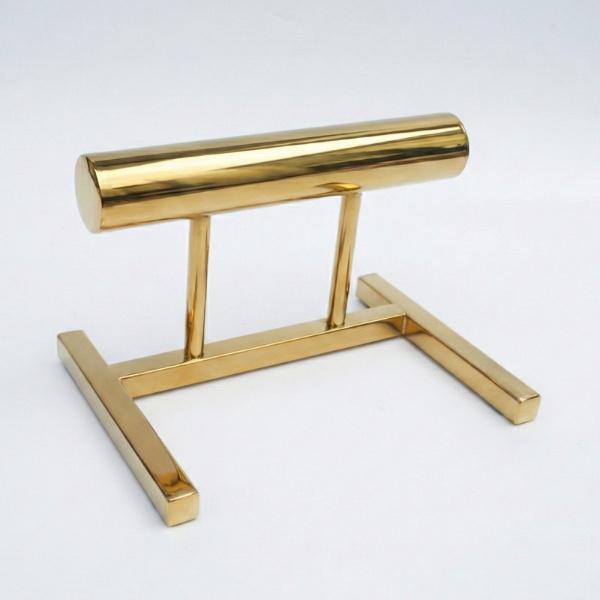 Luxus Toilettenhocker aus massivem Edelstahl mit 24K Echtgold-Veredelung